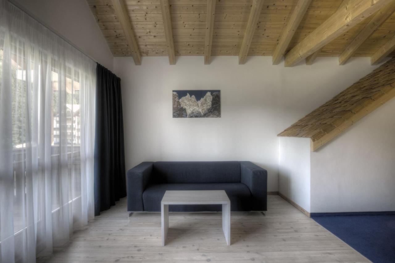 Hotel La Tambra Corvara In Badia Extérieur photo
