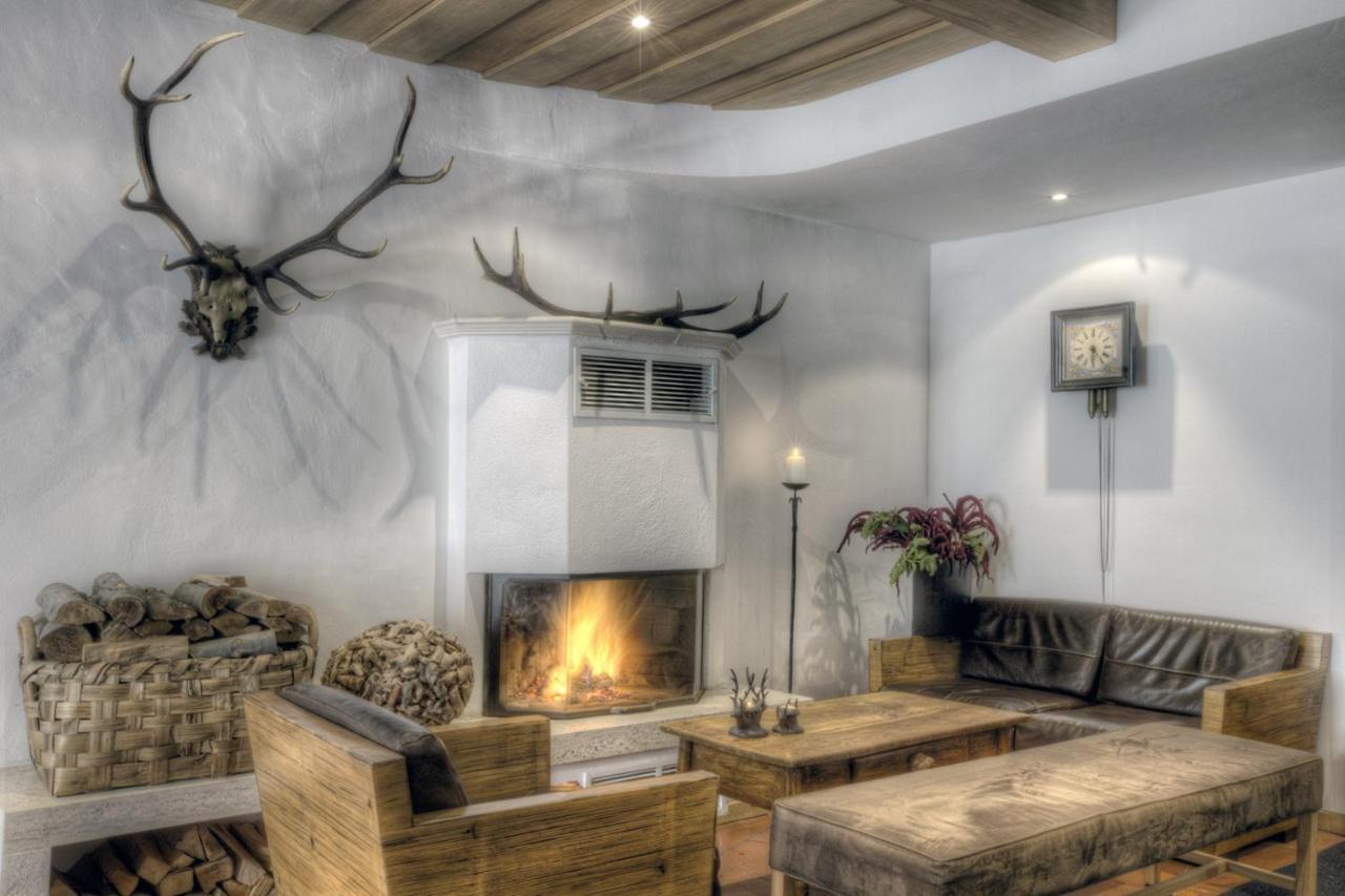 Hotel La Tambra Corvara In Badia Extérieur photo