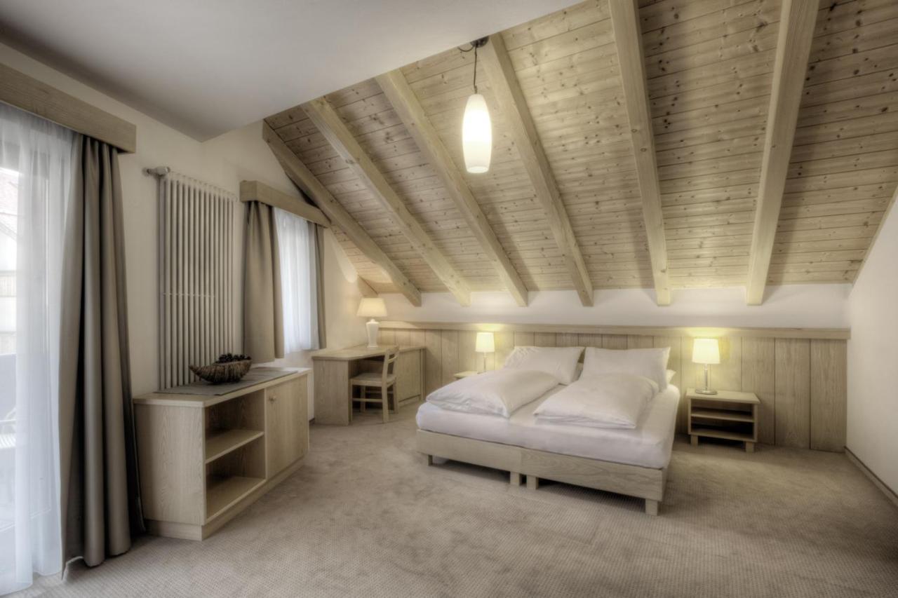Hotel La Tambra Corvara In Badia Extérieur photo