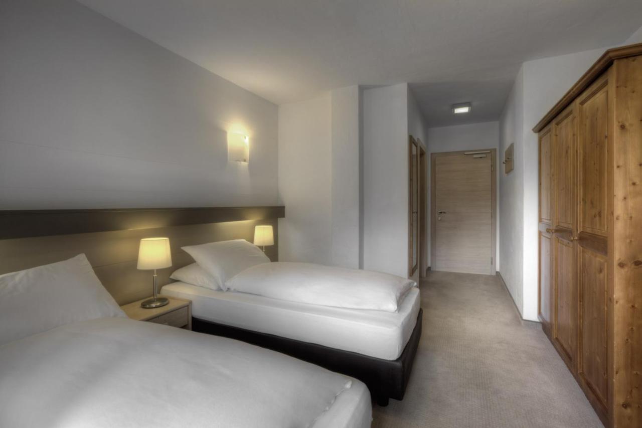 Hotel La Tambra Corvara In Badia Extérieur photo